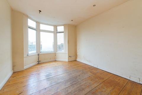 Flat 3, 1 Camden Road, Ramsgate, CT11 8HW