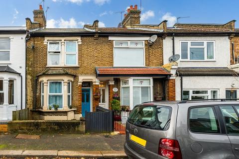 3 bedroom terraced house for sale, St John's Road, London E17