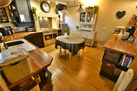 4 bedroom semi-detached house for sale - High Street, Cefn Mawr, LL14