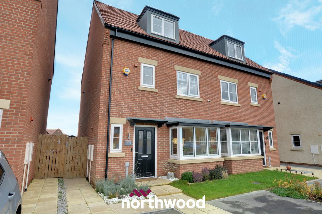 Woodall Gate, Howden, Goole, DN14 4 bed semidetached house for sale £280,000