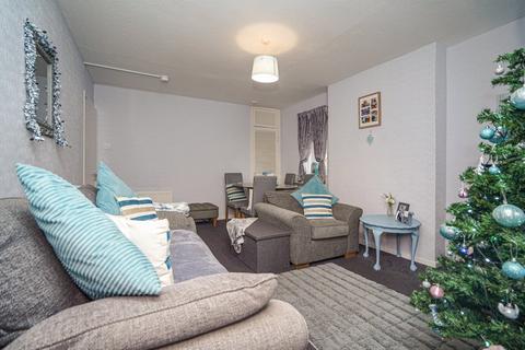 2 bedroom flat for sale - Baird Hill, East Kilbride