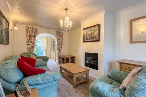 2 bedroom end of terrace house for sale - Hill Crescent, Gainsborough, Lincolnshire, DN21
