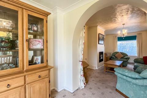 2 bedroom end of terrace house for sale - Hill Crescent, Gainsborough, Lincolnshire, DN21