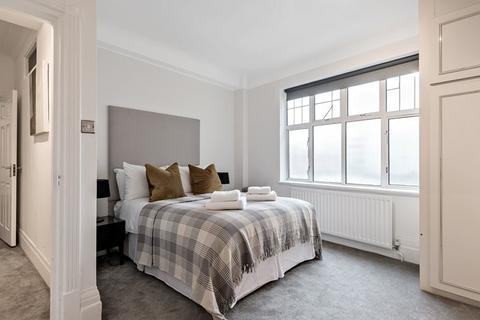 2 bedroom flat to rent, Strathmore Court, NW8