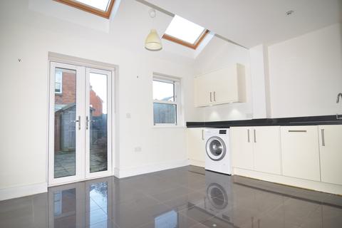 48 Bedwin Street, Salisbury, SP1 3UW