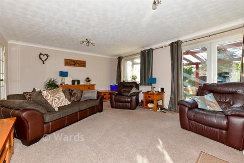 4 bedroom detached house for sale, St. Nicholas Road, Littlestone, New Romney, Kent