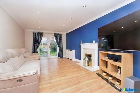 4 bedroom detached house for sale - Walsingham Drive, Sandymoor