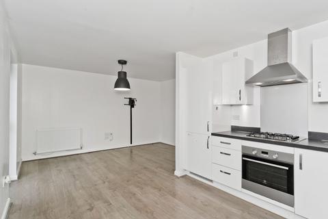 2 bedroom flat for sale - Flat 7, 16, Fishwives' Causeway, Portobello, EH15 1DH