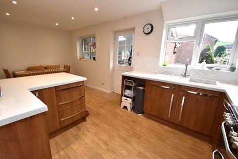 3 bedroom semi-detached house for sale, Cameron Close, Tiverton, Devon, EX16