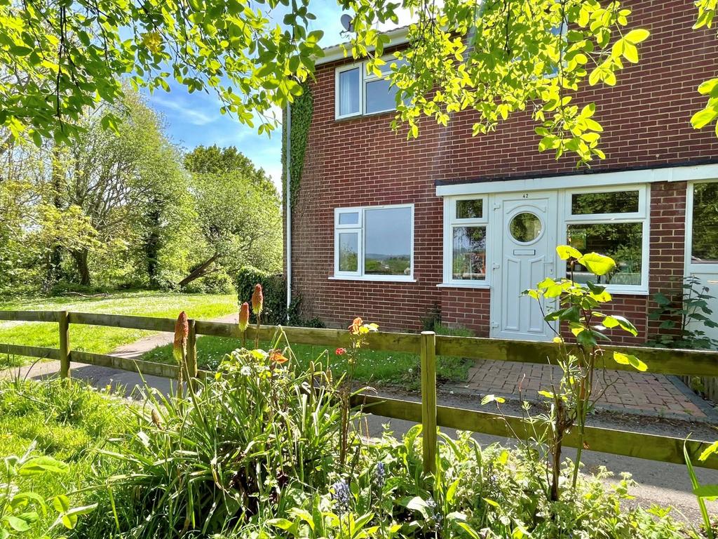 Cameron Close, Tiverton, Devon, EX16 3 bed semidetached house for sale