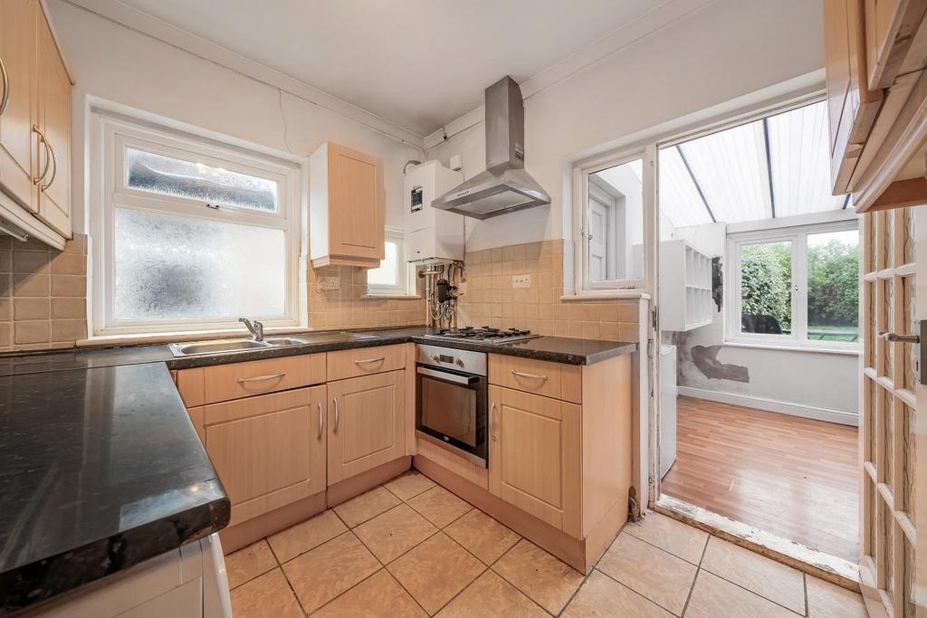 Hillview Road, Chislehurst 2 bed bungalow for sale £425,000