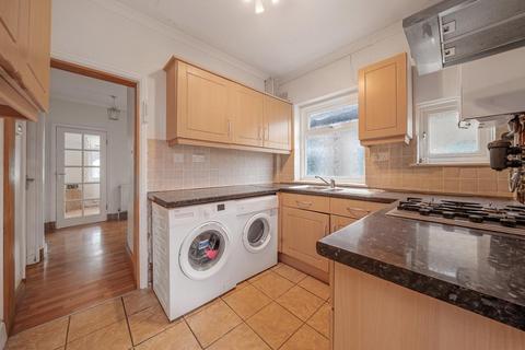 11 Hillview Road, Chislehurst, BR7 6DR