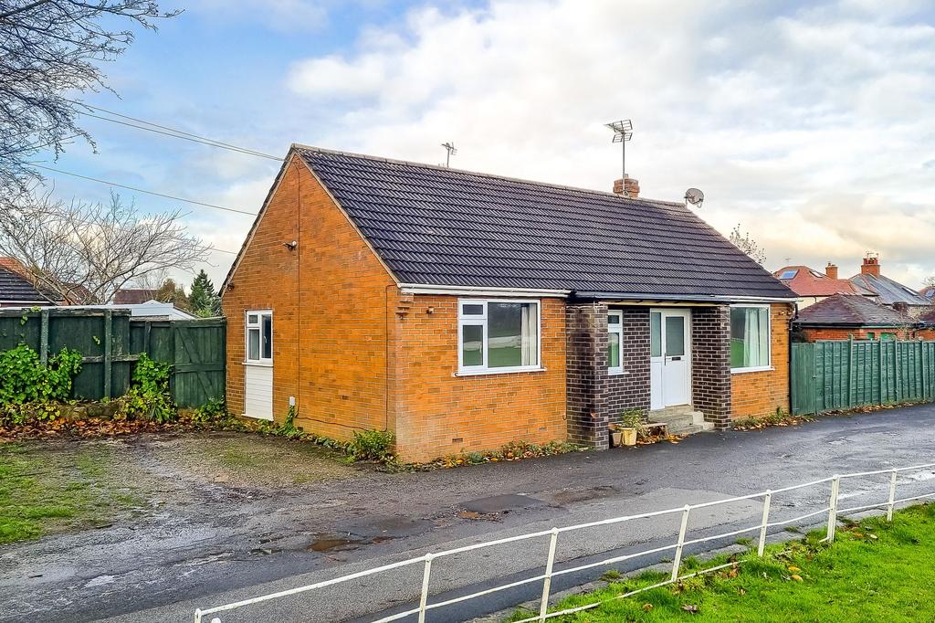 St. Road, Harrogate, HG2 3 bed detached house £1,050 pcm (£