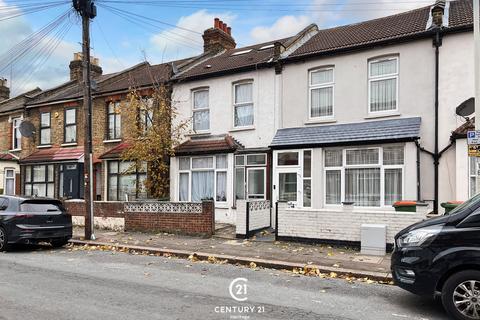 141 Fourth Avenue, London, E12 6DP