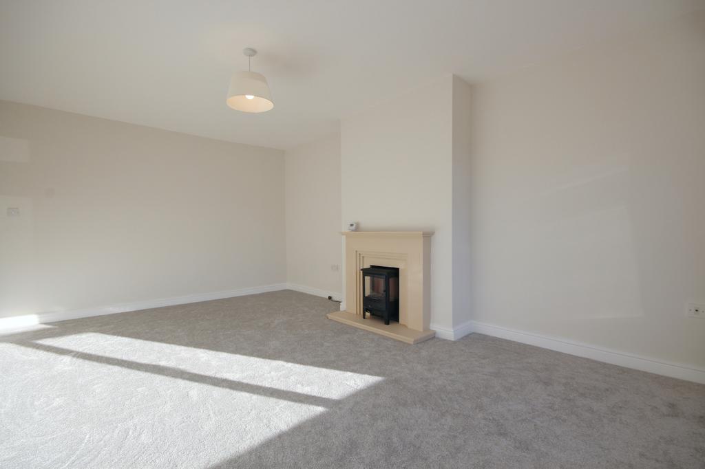 Bankside, Weaverham, Cheshire, CW8 3 bed bungalow for sale £300,000