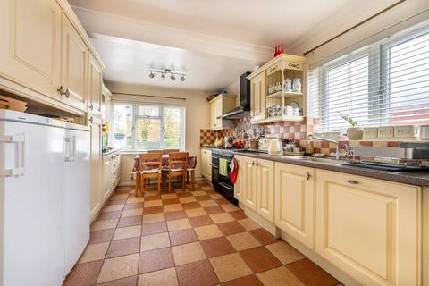 3 bedroom semi-detached house for sale - Sycamore Grove, Kingsbury, London, NW9