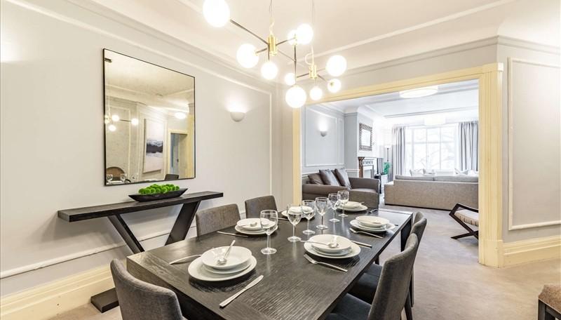 6 Bedroom 2553 Sq Ft Strathmore Court NW8