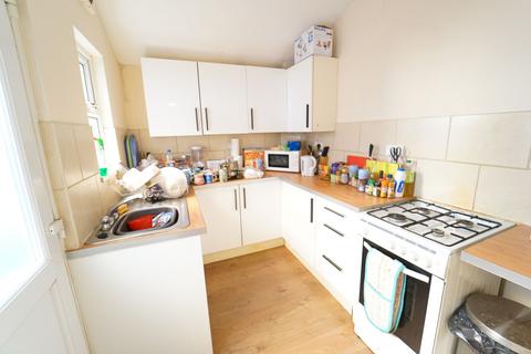 3 bedroom house to rent, 77 Ilkeston Road, Lenton, Nottingham, NG7 3HA