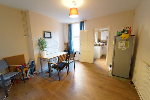 3 bedroom house to rent, 77 Ilkeston Road, Lenton, Nottingham, NG7 3HA