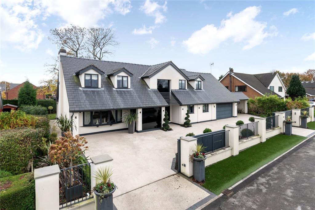 Overhill Lane, Wilmslow, Cheshire, SK9 4 bed detached house for sale