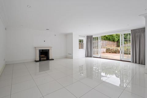 6 bedroom detached house to rent, Sandy Lane, Cobham, Surrey, KT11