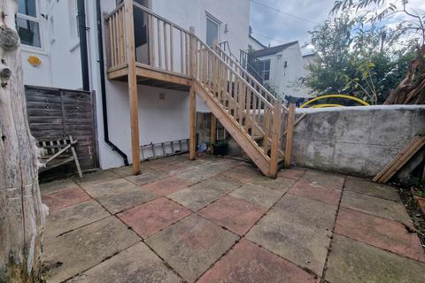 3 bedroom maisonette to rent, Fairlight Place, BRIGHTON BN2