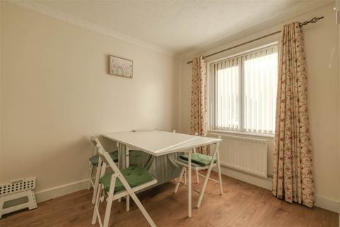 16 Bishops Gate, Birmingham, B31 4AJ