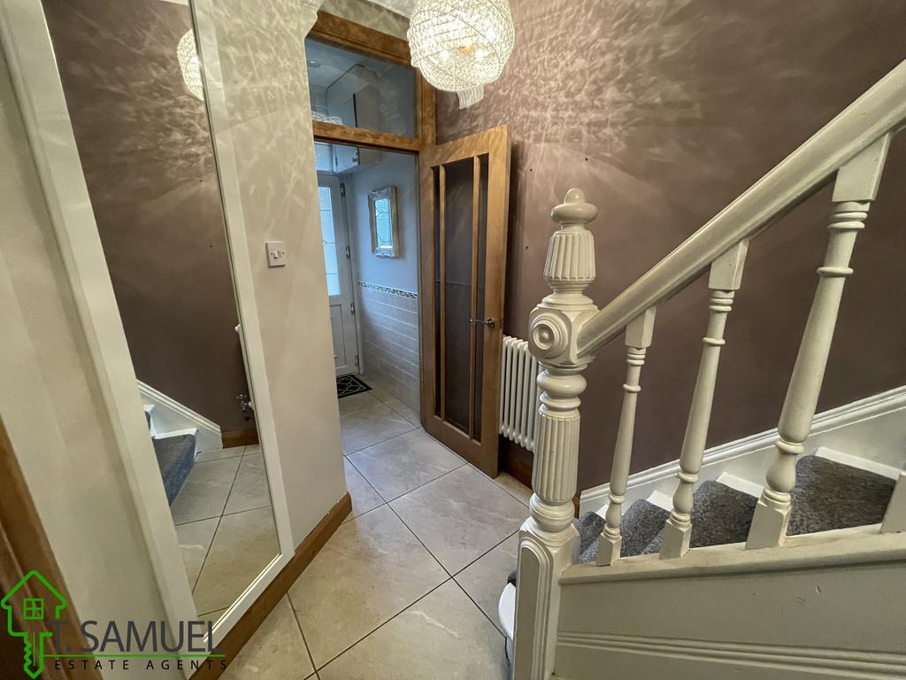 Argyle Street, Abercynon 3 bed end of terrace house for sale £225,000