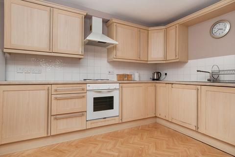 2 bedroom flat to rent - 0342L – St Clair Street, Edinburgh, EH6 8LA