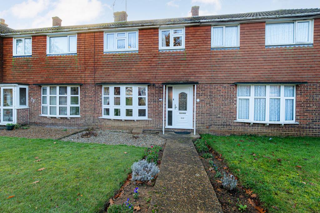 Hoades Wood Road, Sturry, CT2 3 bed terraced house for sale £320,000