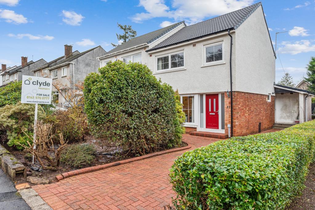 Glendaruel Avenue, Bearsden, East Dunbartonshire, G61 2PP 4 bed semi