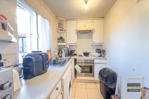 1 bedroom flat for sale, Lampton Road, HOUNSLOW TW3