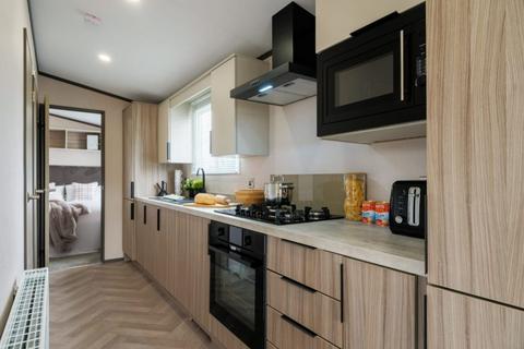 2 bedroom static caravan for sale - Trelay Holiday Park