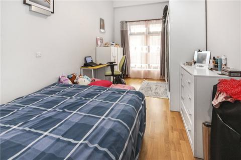 1 bedroom apartment to rent, Staines Road West, Sunbury-on-Thames, Surrey, TW16