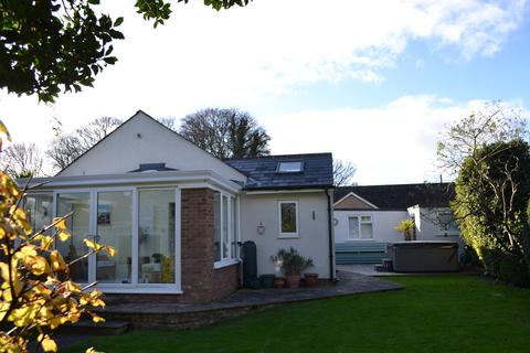 2 bedroom detached bungalow for sale, Well Lane, St. Margarets-At-Cliffe CT15