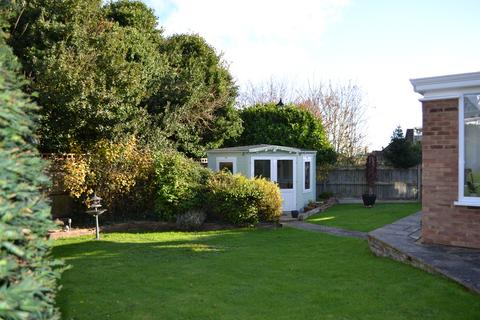 2 bedroom detached bungalow for sale, Well Lane, St. Margarets-At-Cliffe CT15
