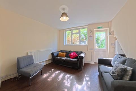 5 bedroom terraced house to rent, Edinburgh Road, BRIGHTON BN2