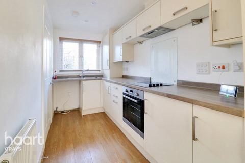 2 bedroom end of terrace house for sale, Darnley Road, Grays