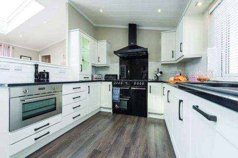 2 bedroom lodge for sale - Conwy Lodge Park