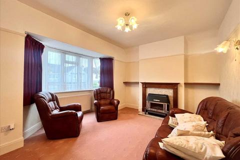 19 Adalia Crescent, Leigh-on-sea, SS9 3SN