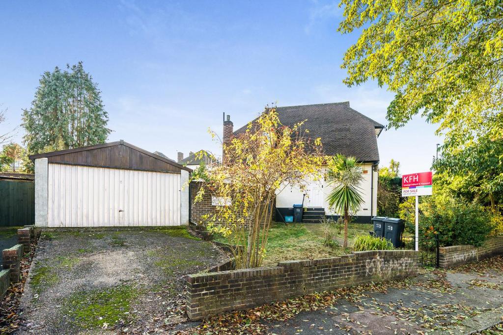 Ryefield Road, Crystal Palace 3 bed detached house for sale £695,000