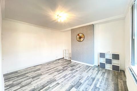 2 bedroom house to rent, Arthington Street, Leeds, West Yorkshire, LS10