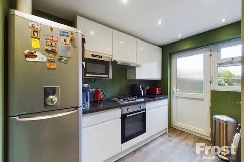 1 bedroom maisonette for sale, Clare Road, Stanwell, Middlesex, TW19