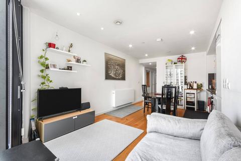 2 bedroom flat for sale, Walworth Road, Elephant and Castle, London, SE1