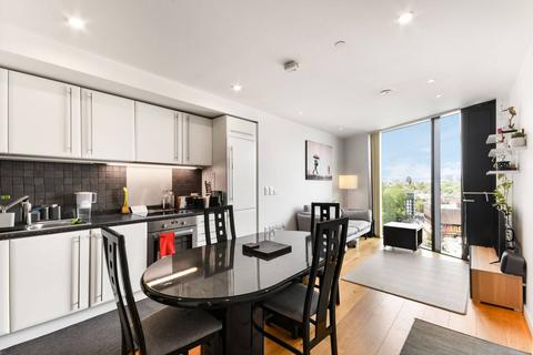 2 bedroom flat for sale, Walworth Road, Elephant and Castle, London, SE1