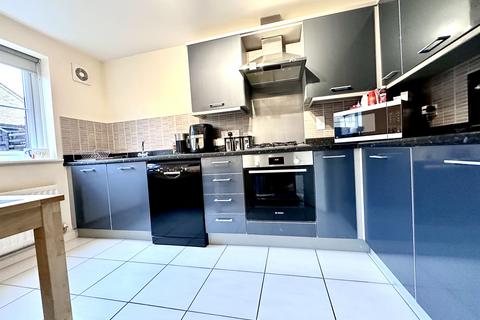 3 bedroom end of terrace house for sale - Merivale Way, Ely, Cambridgeshire