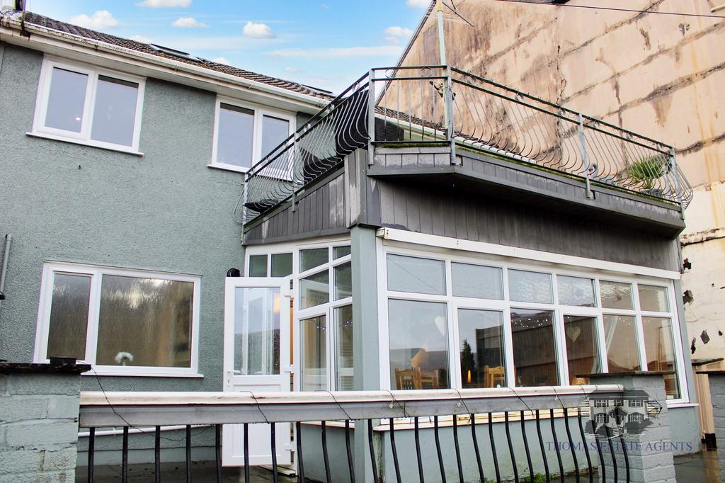 Nantgwyn Street, Penygraig, Tonypandy, Rhondda Cynon Taff. CF40 1LS 2