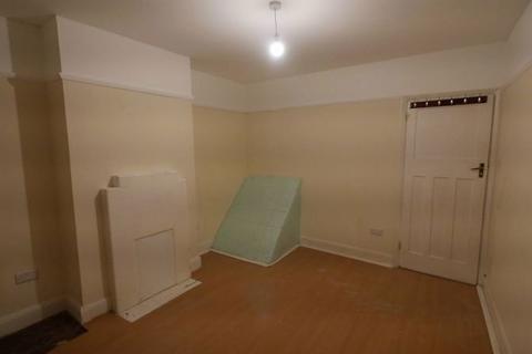 2 bedroom flat for sale, Watford Way, Mill Hill, London, ., NW7 4RT