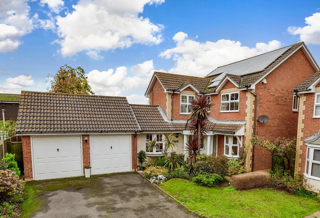 Cliffside Drive, Broadstairs, Kent 4 bed detached house for sale £625,000