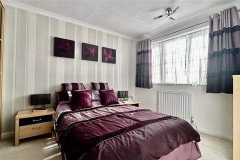 29 Avebury, Bracknell, RG12 8SQ